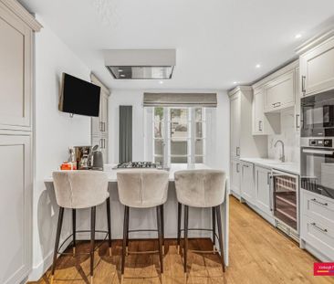 4 bedroom semi-detached house to rent - Photo 2