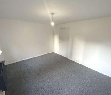 Scottwell Drive, London, NW9 - Photo 4