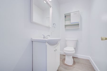 For Lease - 184 Cedric Avenue Unit# Main, Toronto, Ontario - Photo 2