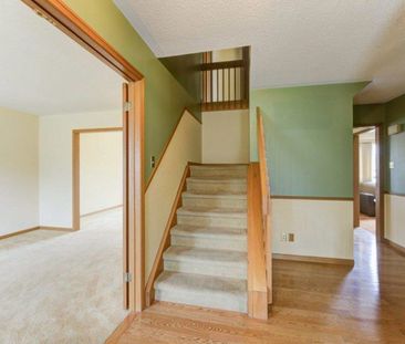 For Lease - 27 Walmer Gardens, London North, Ontario - Photo 4