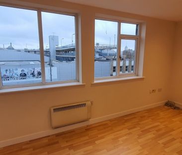 1 Bed - 25 James Street, Bradford, Bd1 - Photo 2