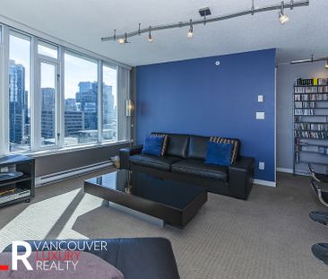 Condo in Downtown Vancouver, BC - Photo 2