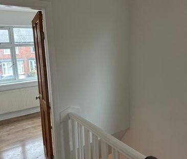 3 Bed Semi-Detached House, Wyvern Avenue, LE4 - Photo 6