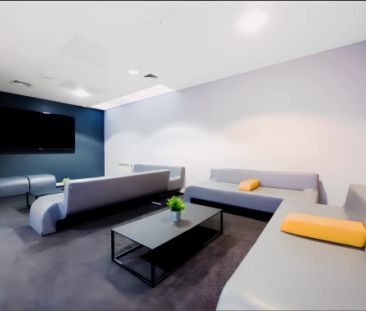 Medium Ensuite - Photo 1