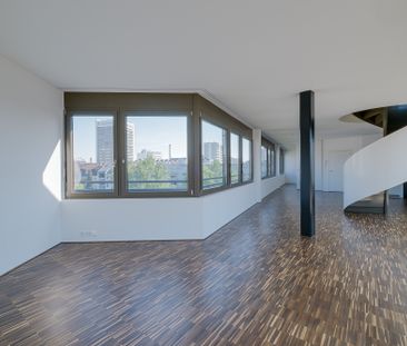 Aussergewöhnliche Maisonette-Wohnung im St. Johann-Quartier! - Photo 1