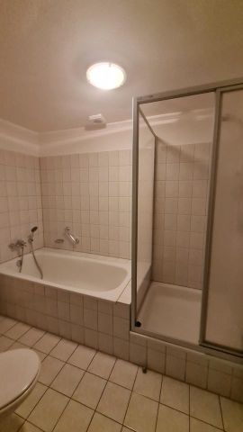 2-Raum-Wohnung DG mit Loggia - direkte Marktlage in Finsterwalde - Photo 4