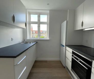 Lys og indbydende lejlighed i attraktive Vestbyen - Photo 5