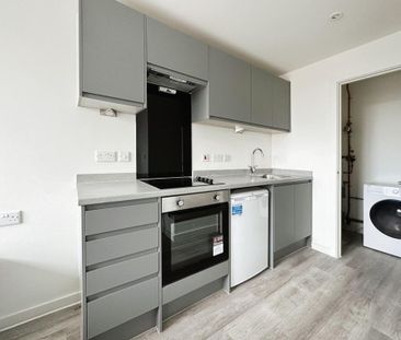 Studio to rent - Photo 5