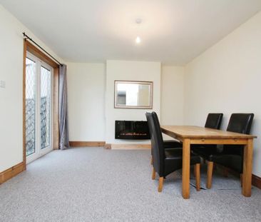 4 bedroom semi-detached house to rent - Photo 1