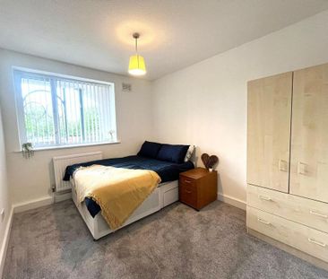 3 bedroom apartment to rent - Photo 3