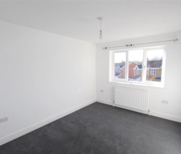 4 bedroom detached house to rent - Photo 5