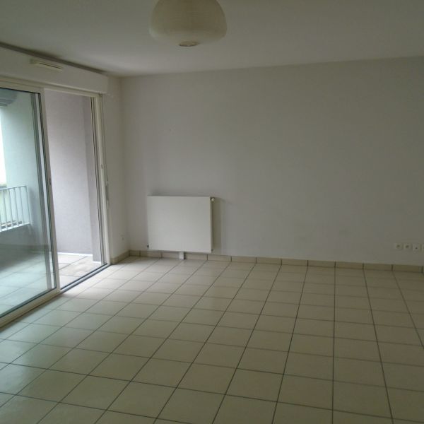 Location Appartement 2 pièces 41m² BEGLES 33130 - Photo 1