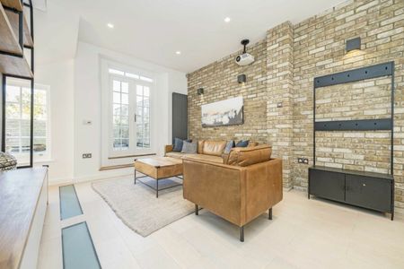 Gray's Inn Road, WC1X, London - Photo 4