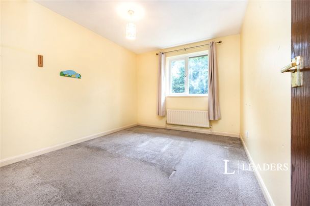 2 bedroom house to rent Keaton Close, Crownhill, Milton Keynes, MK8 - Photo 1