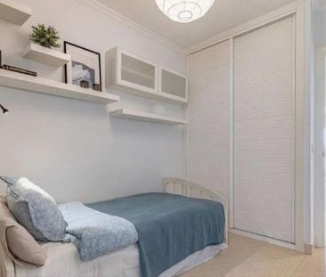 2 Bedroom Apartment For Rent in Estepona, Málaga - Photo 6