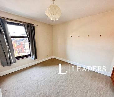 2 bedroom house to rent Ivy House Road, Stoke-on-Trent, Staffordshi... - Photo 5