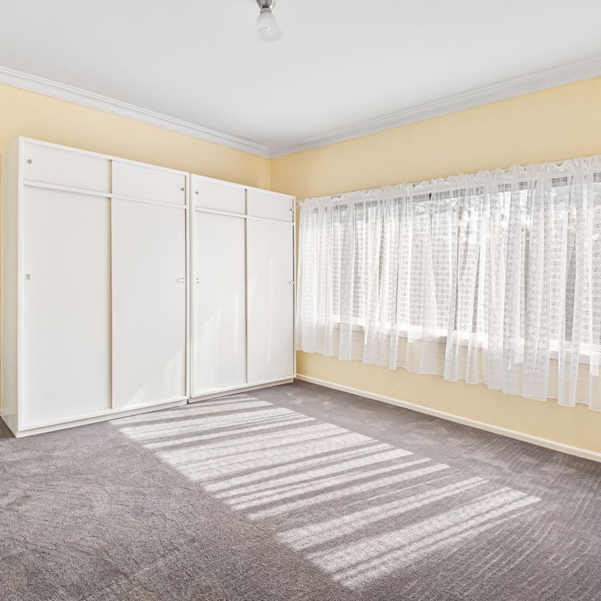 Country Charm - Photo 1