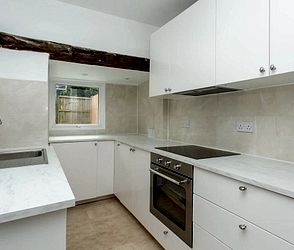 Bradstone New Road, Folkestone, CT20 1HP, Kent - Photo 1