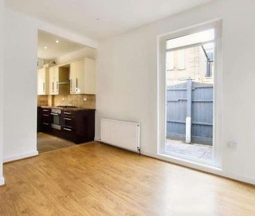 Leigham Court Drive, Leigh-on-sea, SS9 - Photo 1