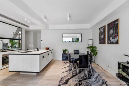 The Quay Apartments - Best Location - Photo 3