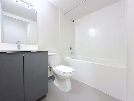 For Lease - 3385 Dundas Street Unit# 708, Toronto, Ontario - Photo 4