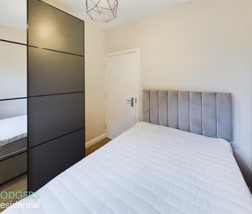 Apt 5, 244 Upper Newtownards Road - Photo 1