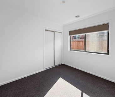 68 Shearwater Drive, Armstrong Creek - Photo 2