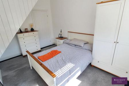 3 bedroom terraced house to rent - Photo 2