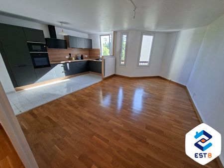 Location Appartement 3 pièces 73m² COMPIEGNE 60200 - Photo 2