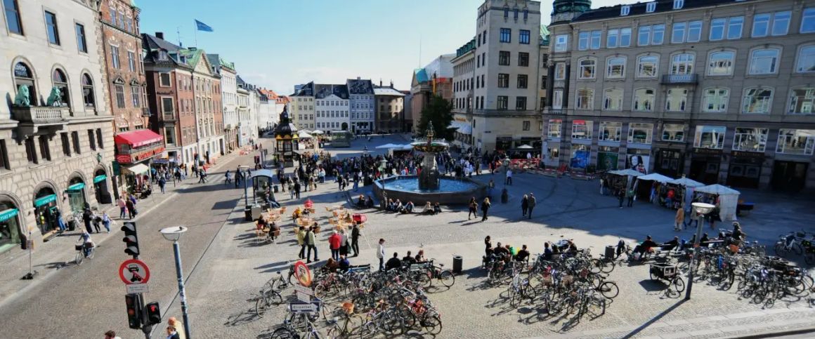 Bo i indre by - Foto 1