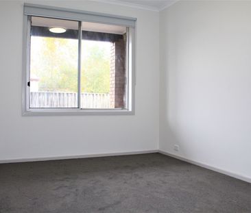 MODERN 2 BEDROOM UNIT - Photo 4