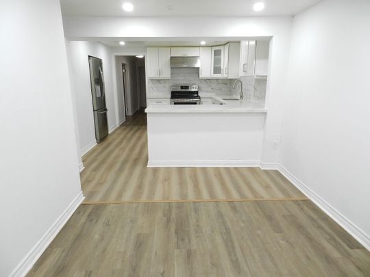 For Lease - 3406 ELLENGALE Drive Unit# LOWER, Mississauga, Ontario - Photo 1