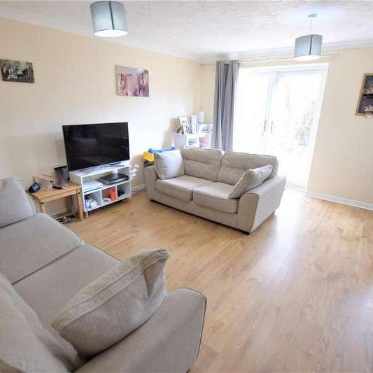 Pheasant Close, Covingham, SN3 - Photo 1