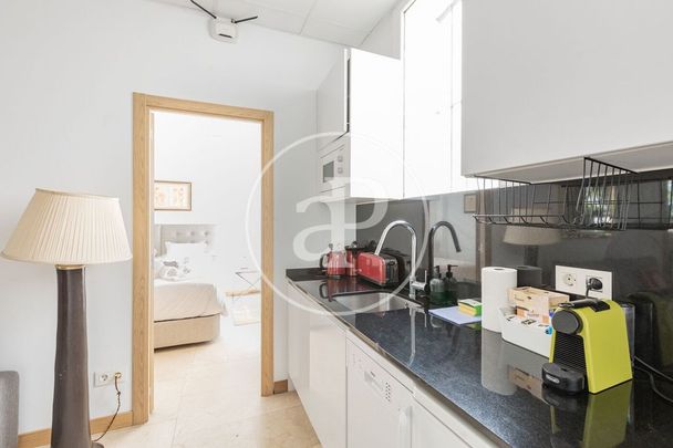2 bedroom luxury Flat for rent in Madrid, Autonomous Region of Madrid - Photo 1