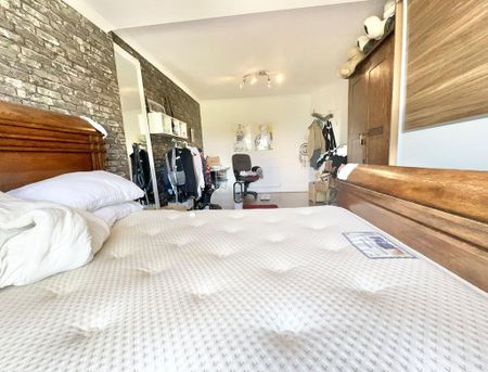 4 bedroom terraced house to rent - Photo 2