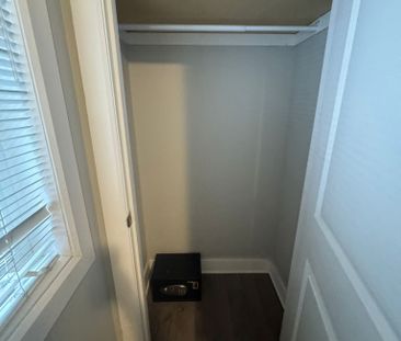 181 Henderson - Photo 6