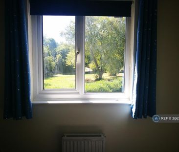 2 bedroom terraced house to rent - Photo 3