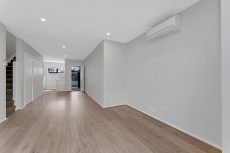 24/18 Shugg Street, Taylor ACT 2913 - Townhouse For Rent | Domain - Photo 2