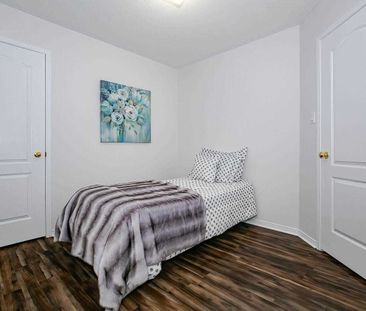 For Lease - 25 Dunure Crescent, Brampton, Ontario - Photo 5