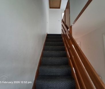 23 McKeens Avenue, Carrickfergus, BT38 7HS - Photo 4