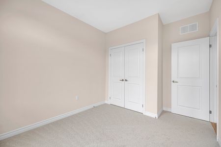 For Lease - 3090 Meadowridge Drive, Oakville, Ontario - Photo 4