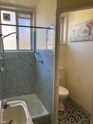 Cozy Coastal Unit - Photo 4