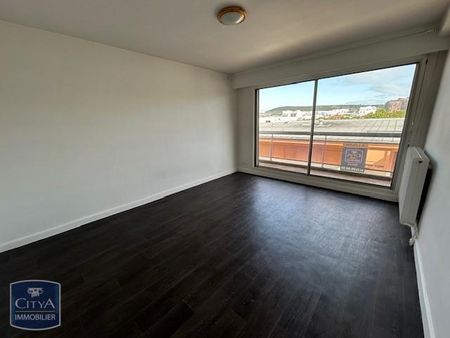 Location Appartement 1 pièce 34m² CLERMONT FERRAND 63000 - Photo 2
