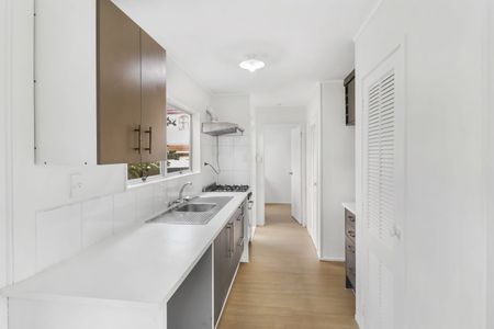 Pet Friendly home in Conifer Grove! - Photo 5