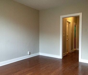 For Lease - 451 Parliament Street Unit# 4, Toronto, Ontario - Photo 2