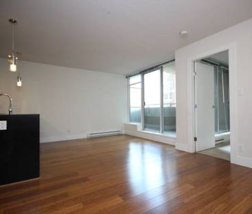 LOCATION! 1 Bd + 1 Bth - Efficient Layout @ THE BEASLEY! - Unfurnished - Photo 1