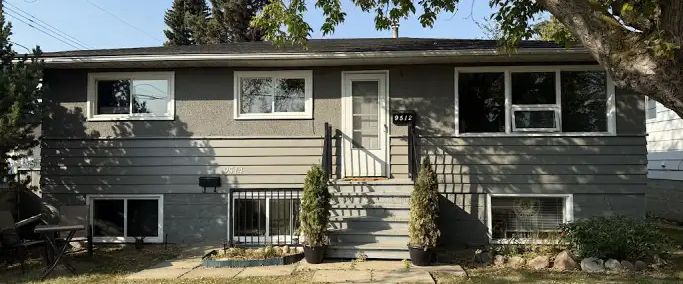 2 Beds + Den in Killarney | 9512 128 ave, Edmonton - Photo 1