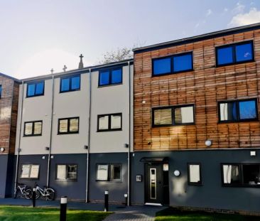 Platinum Ensuite Rooms - Photo 4