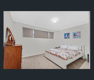 $870 per week - Photo 4