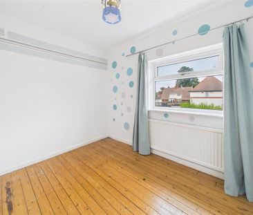 3 bedroom Semi-detached house to rent - Photo 4